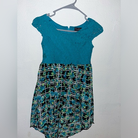 Girls - Picture 1 of 1